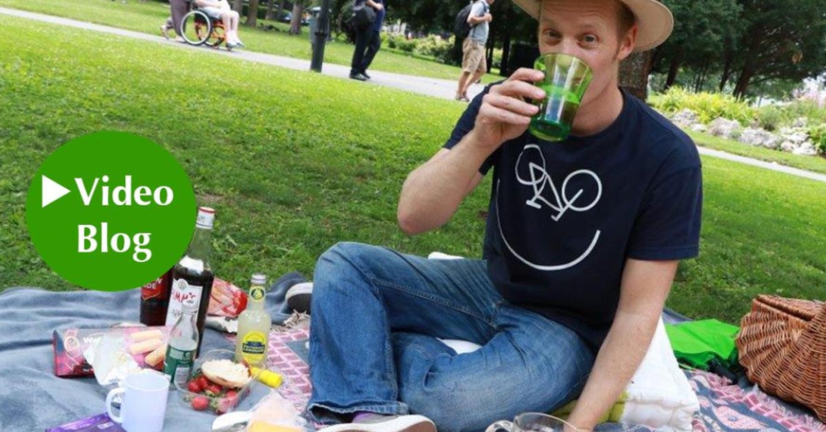 Grafik für -Video-Blog mit Chris Cummins: Mit Pimm’s, Charme und Melone!