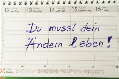 Zu Blogartikel 'Berufliche Veränderung: Was mit uns passiert, bevor wir uns neu erfinden' wechseln
